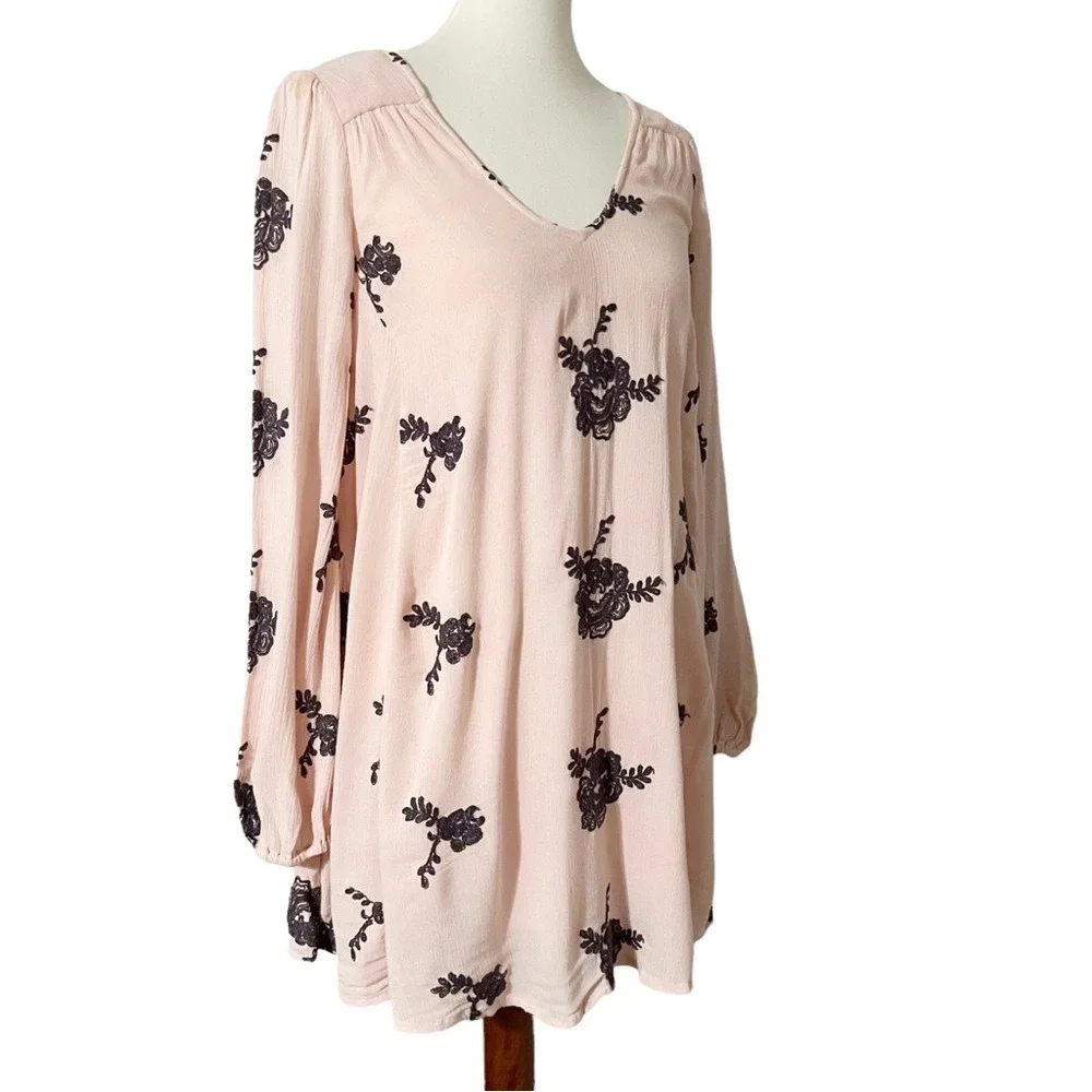 Free People‎ Austin Emma Embroidered Dress
